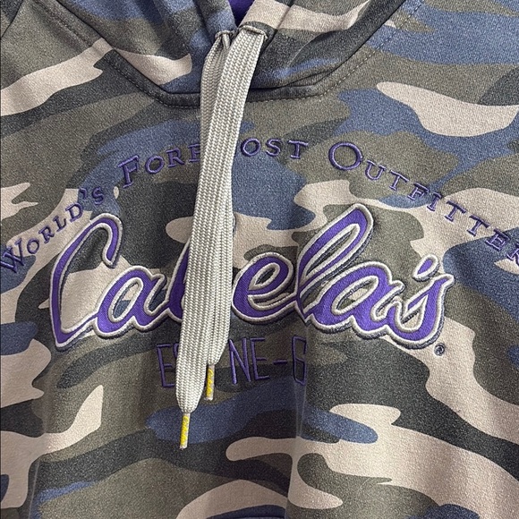 Cabela's Camouflage Hoodie with Purple Accent - Picture 7 of 7